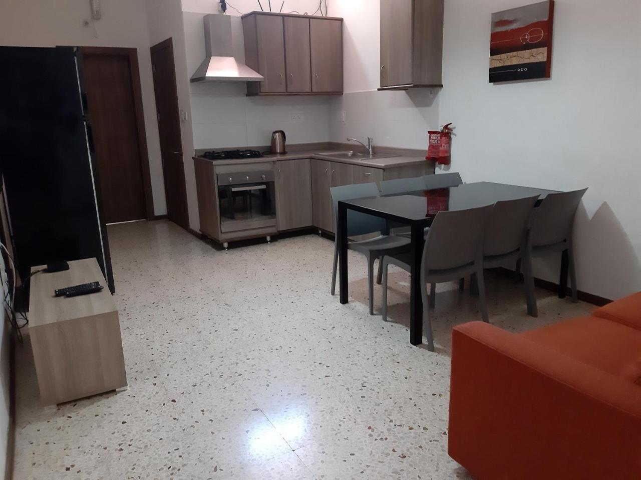 St Julian's Maltese Townhouse - Multiple Units Apartment Saint Julian's